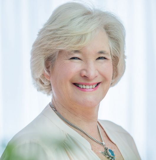 Grande Dame der Engel Diana Cooper