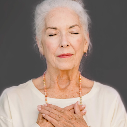 Meditierende Dame